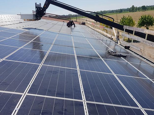 Installazione-impianto-fotovoltaico3
